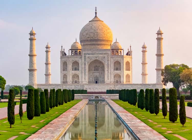 Taj Mahal - Tourist Attractions in India