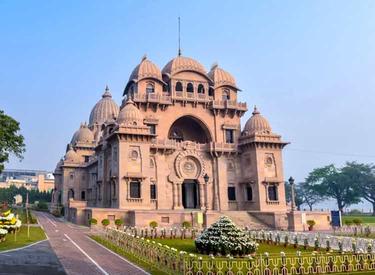 Belur Math - Places to Visit in Kolkata