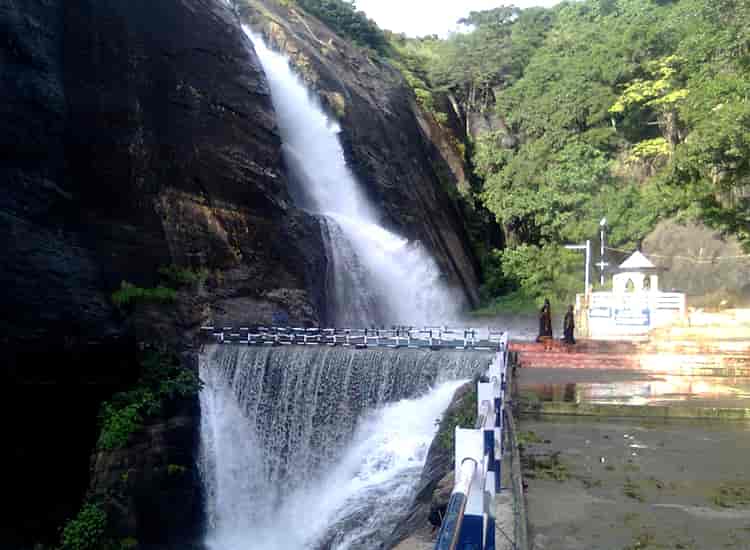 Suruli Falls