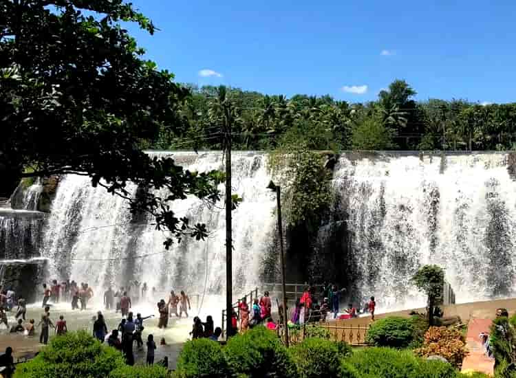 Thirparappu Falls