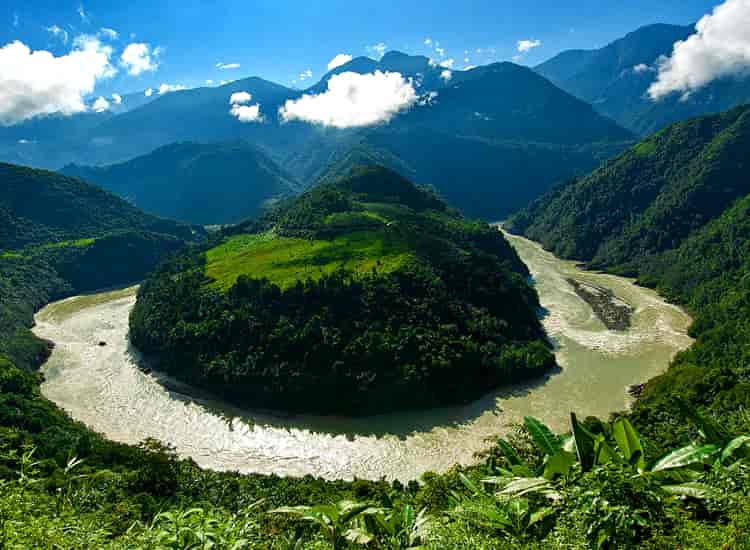 Yarlung Tsangpo Grand Canyon